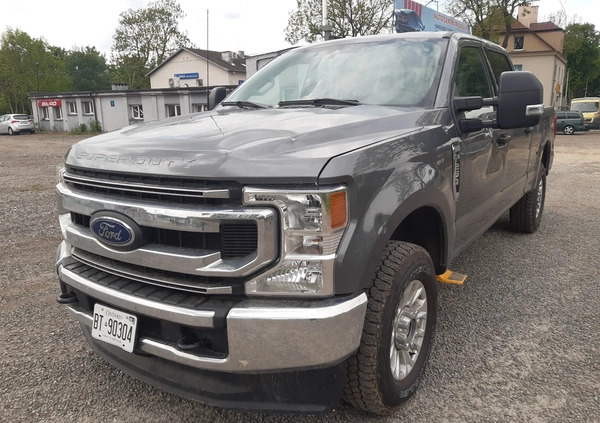 lubelskie Ford F250 cena 125000 przebieg: 18365, rok produkcji 2022 z Lublin